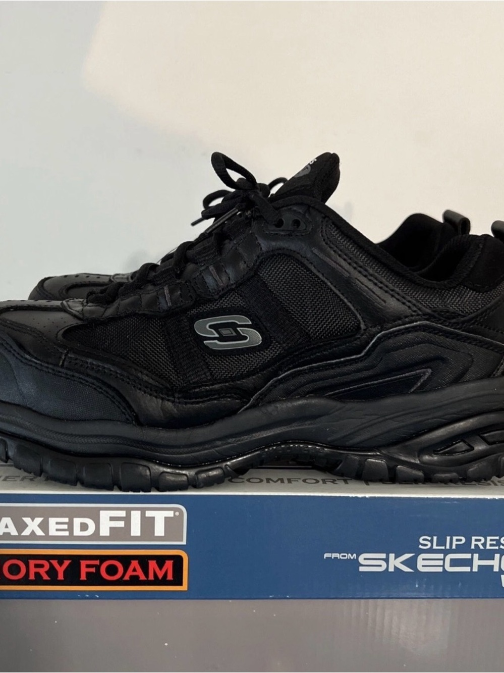 Skechers 77013/BLK Work Relaxed Fit Soft Stride Mavin Black Shoes Men Size 9.5
